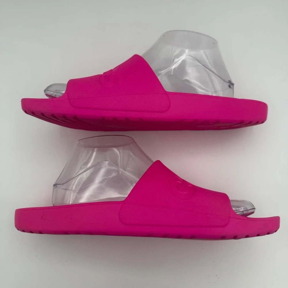 UNISEX Crocs Vibrant Pink Crush Slip-On Slide Sandals Size 8 Men's 10 Women's